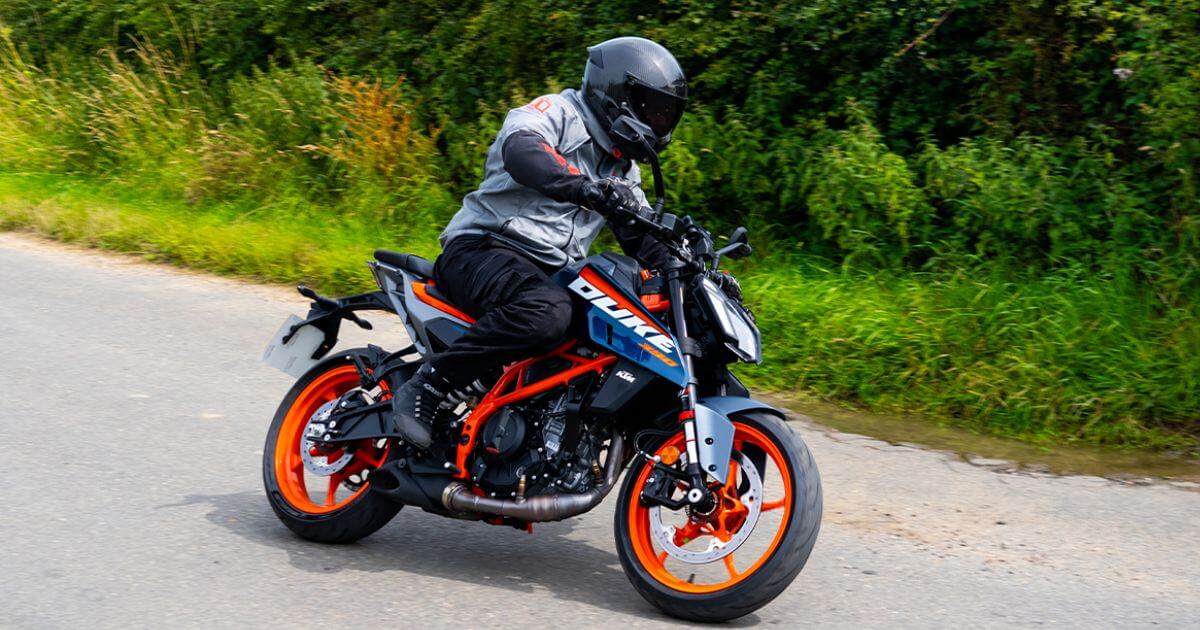 KTM 390